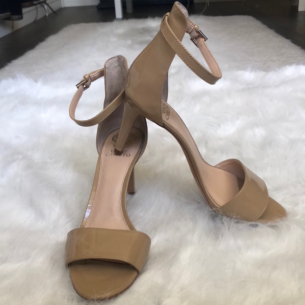 Vince Camuto nude strapy 3” heels size 10